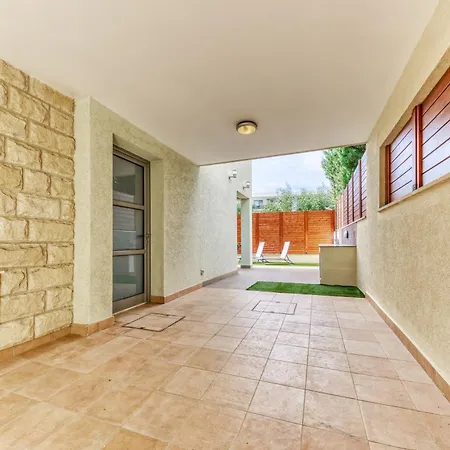 3-bedroom Beautiful In Gated Complex By The Sea Coralli 9 * Limassol