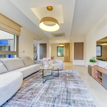 3-bedroom Beautiful In Gated Complex By The Sea Coralli 9 Villa *
