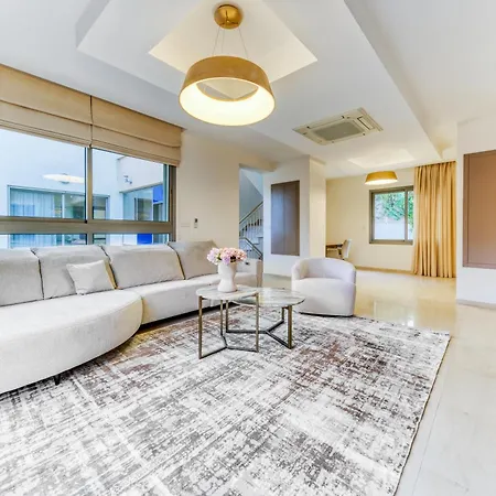 3-bedroom Beautiful In Gated Complex By The Sea Coralli 9 Βίλα *